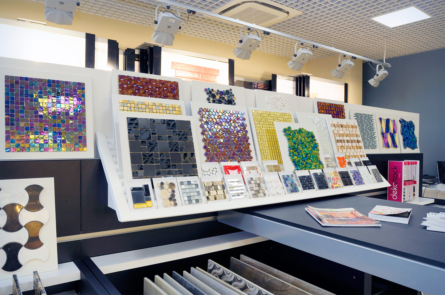 Mosaic showroom Display stand racks